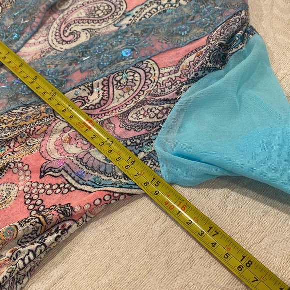 Le Chat Flowy Top with Sequins on front lapel - Picture 12 of 13